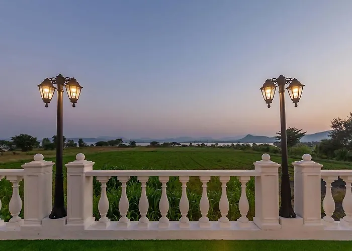 Stayvista's Lake La Vie: Tranquil Lakeside Villa with Pool and Farmland Views Nashik